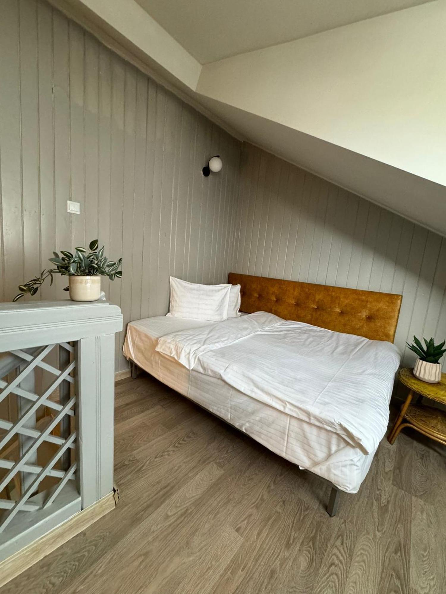 Central Stay Braşov Esterno foto